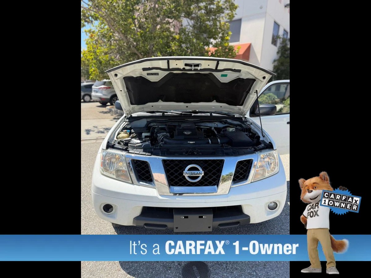 Used 2015 Nissan Frontier SV w/ SV Value Truck Package RWD image 17