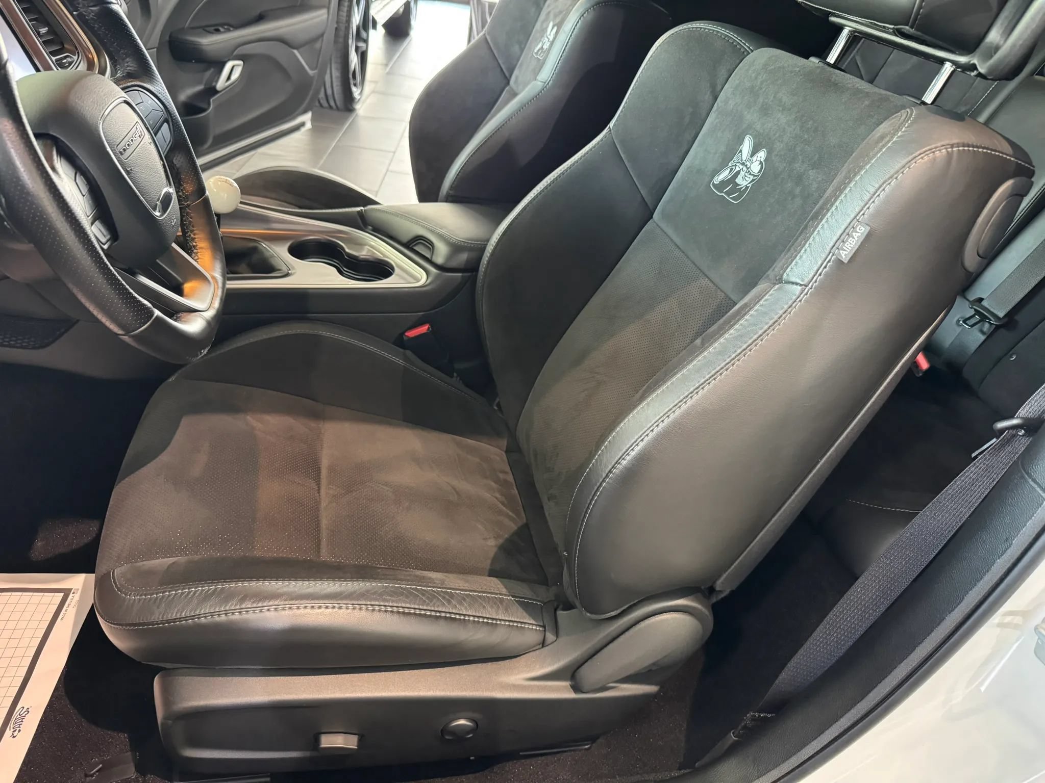 Used 2022 Dodge Challenger R/T Scat Pack RWD image 34