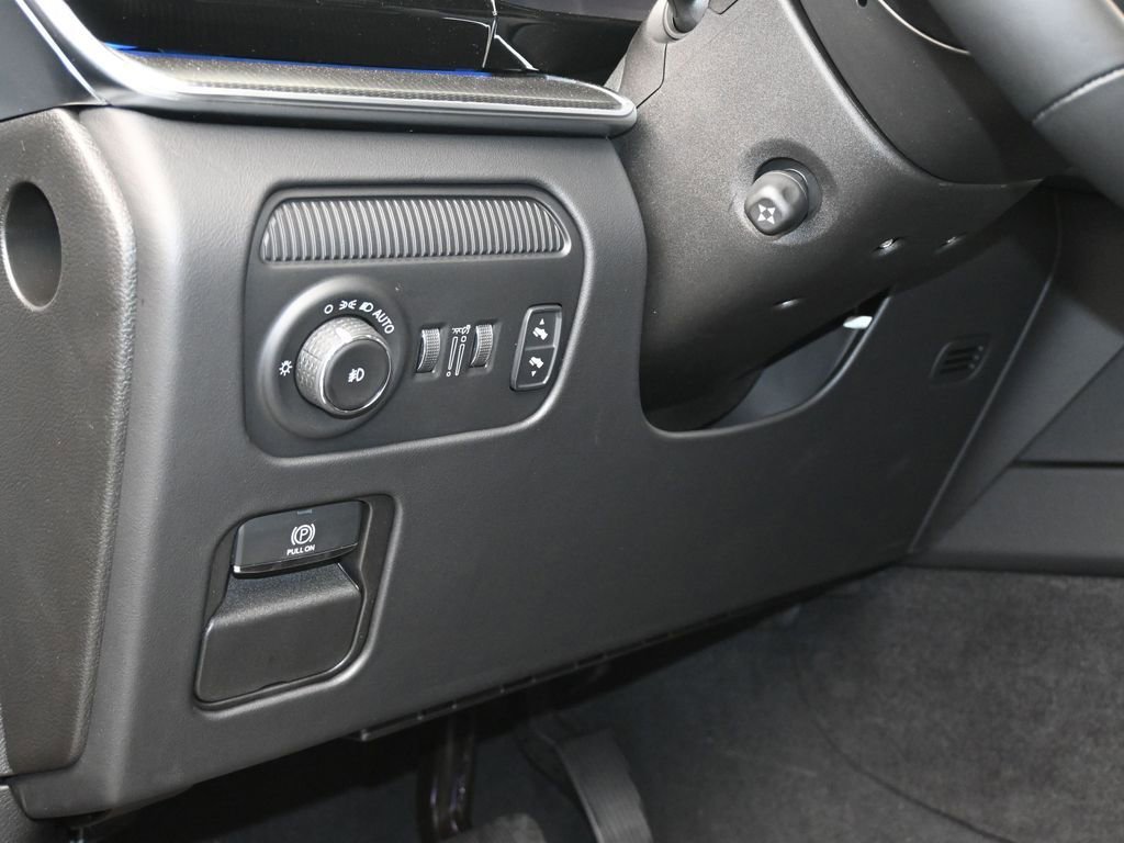 Used 2024 Jeep Grand Wagoneer L Series II w/ Quick Order Packagew 28T image 29