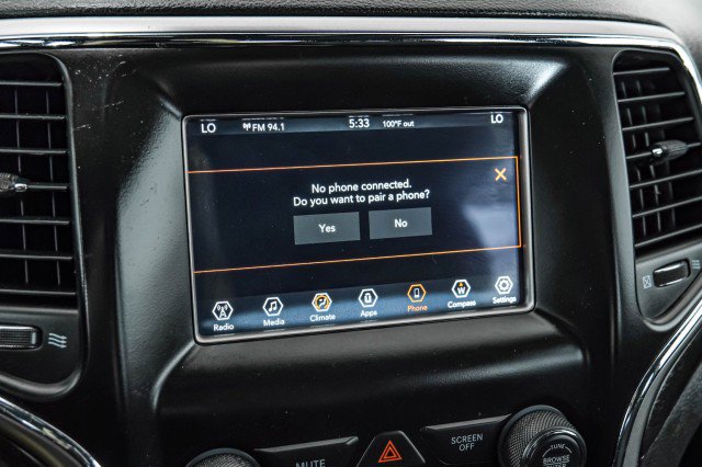 Used 2018 Jeep Grand Cherokee Laredo image 26