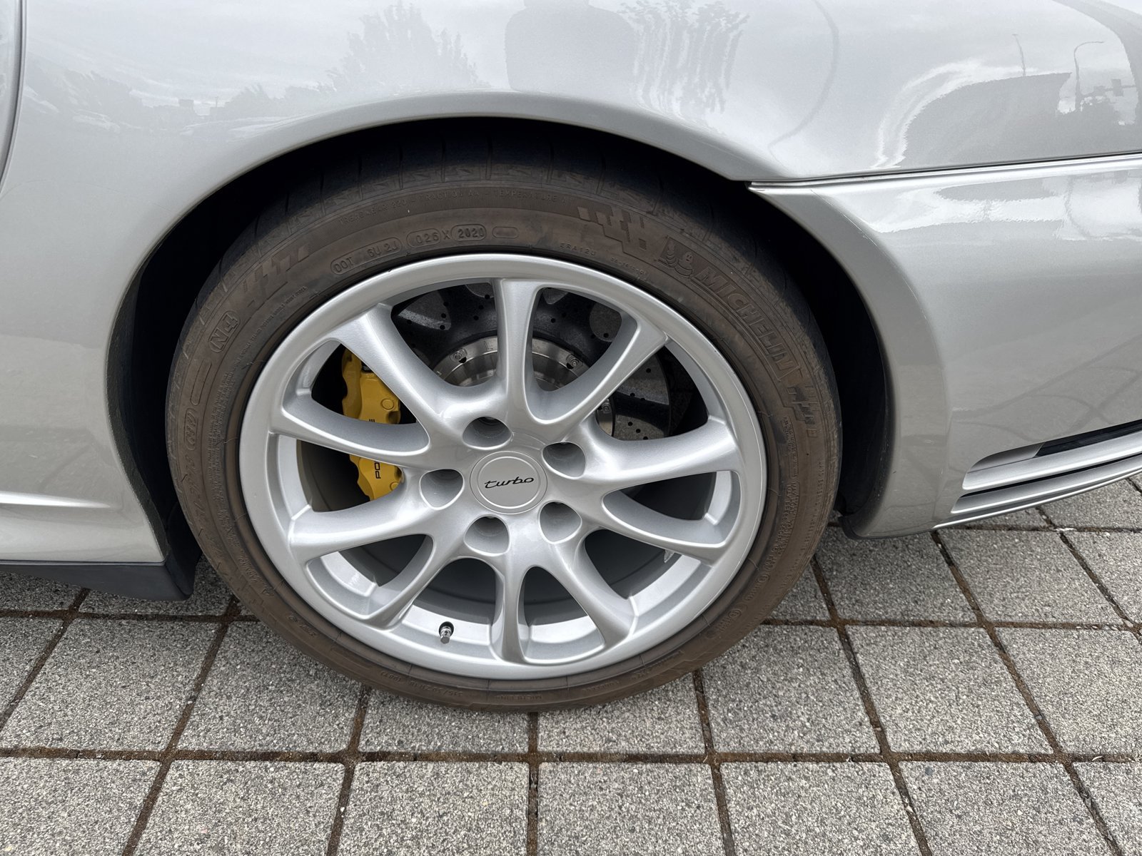 Used 2004 Porsche 911 Turbo AWD/4WD image 13