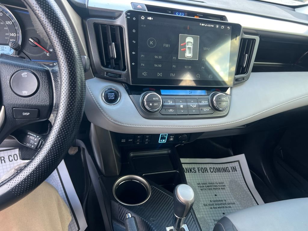 Used 2013 Toyota RAV4 Limited image 17