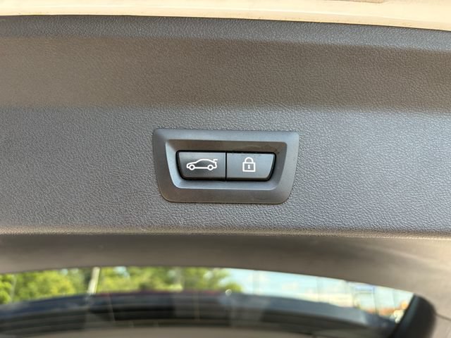 Used 2021 BMW X3 xDrive30i AWD/4WD image 15