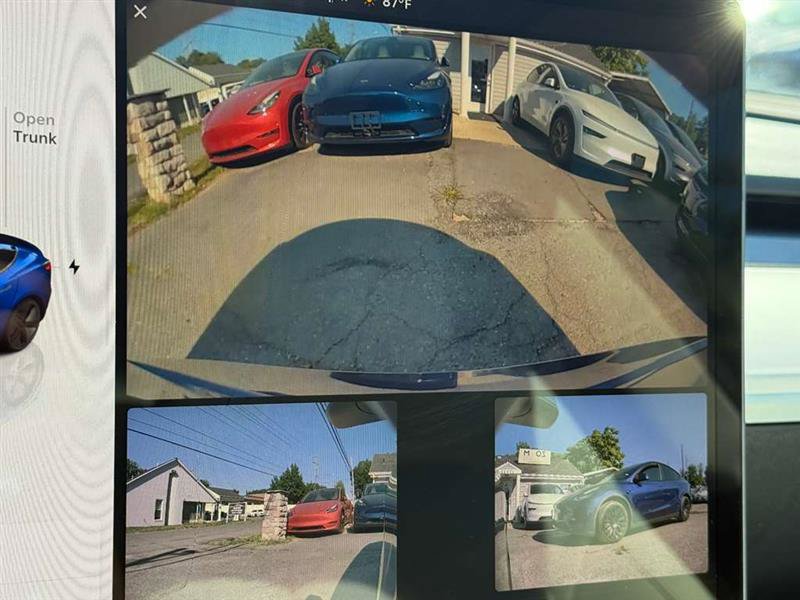 Used 2023 Tesla Model 3 Standard Range RWD image 12