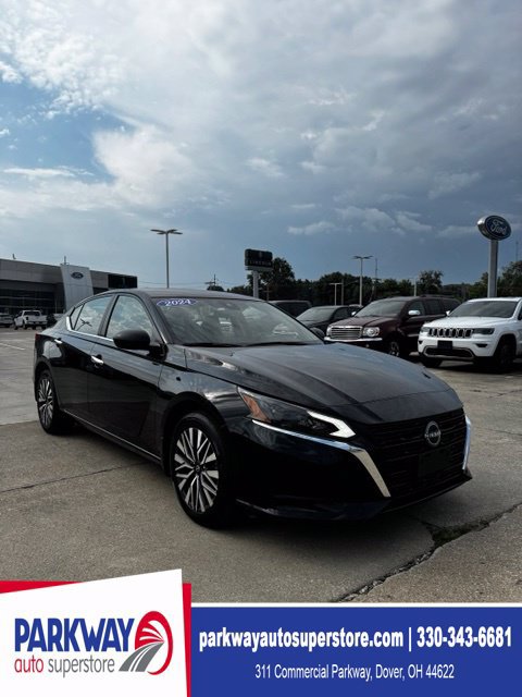 Used 2024 Nissan Altima 2.5 SV
