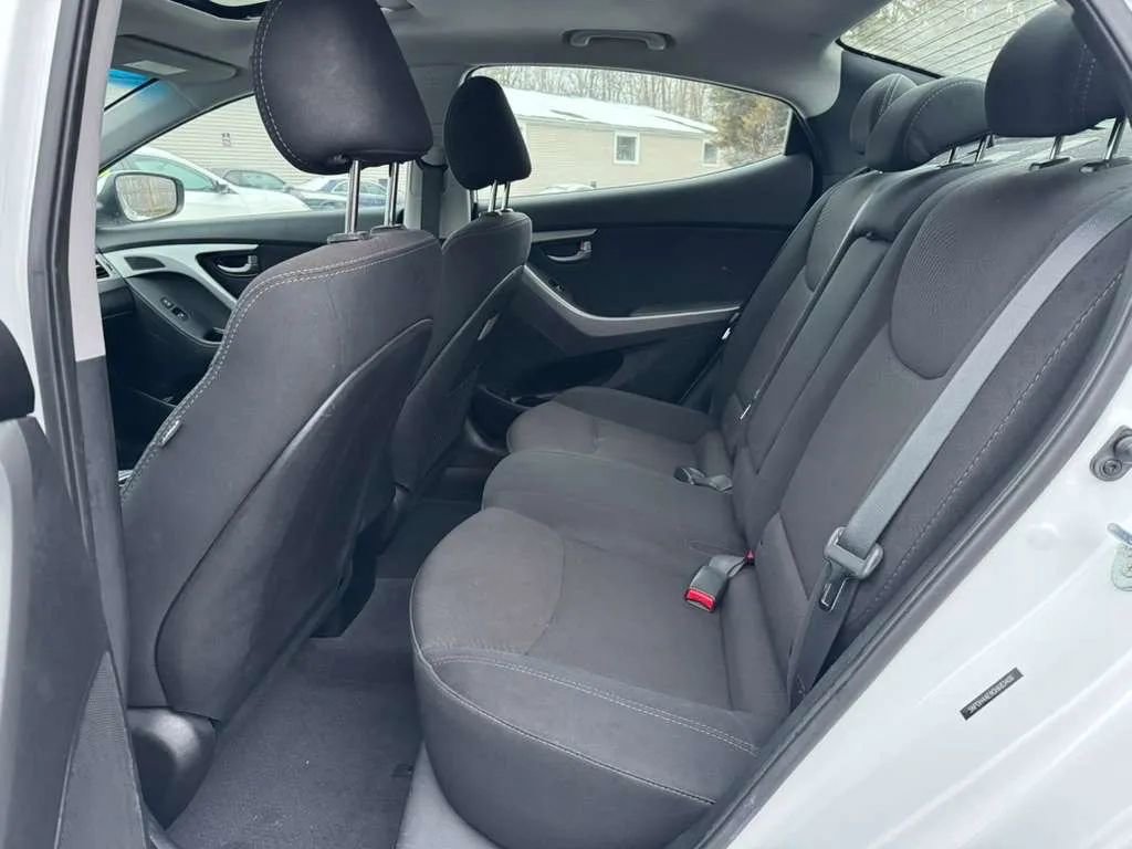 Used 2016 Hyundai Elantra Value Edition image 21