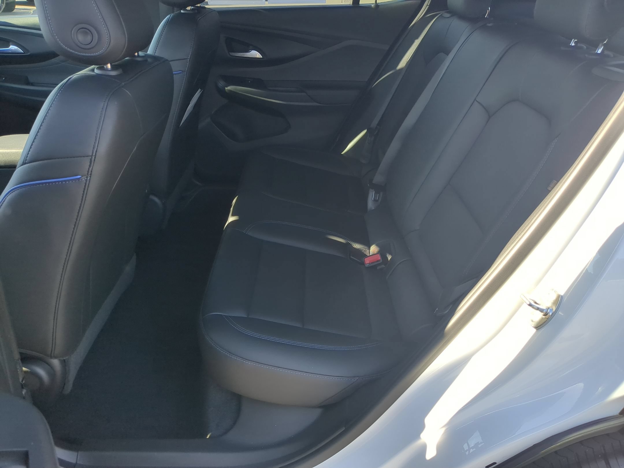 Used 2025 Buick Envista Sport Touring FWD image 22