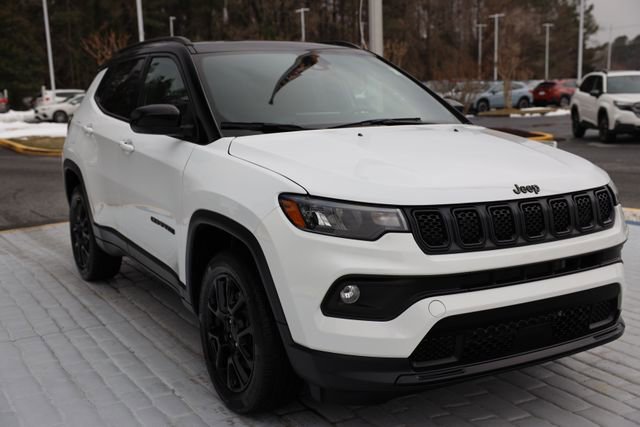 Used 2023 Jeep Compass Altitude w/ Sun and Sound Group image 7