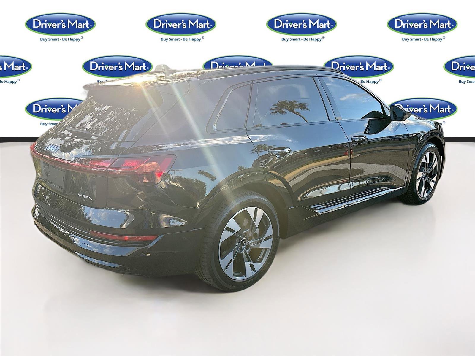 Used 2021 Audi e-tron Premium w/ Convenience Plus Package image 8