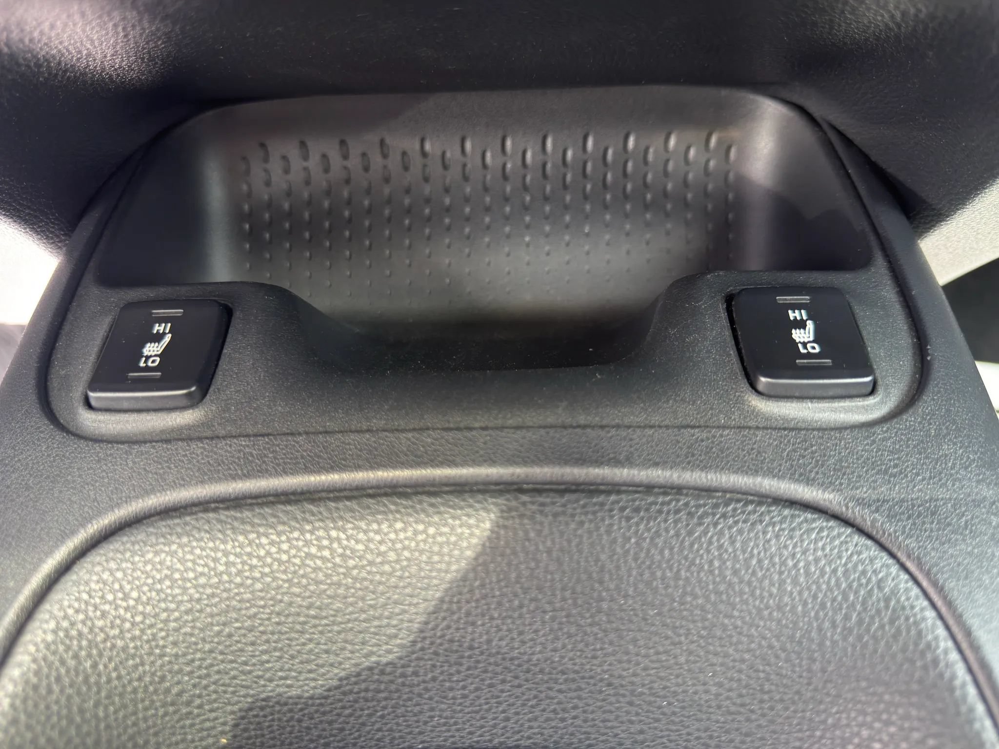 Used 2021 Toyota Corolla XLE FWD image 29