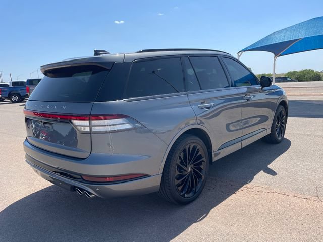 Used 2025 Lincoln Aviator Reserve w/ Equipment Group 201A AWD/4WD image 3