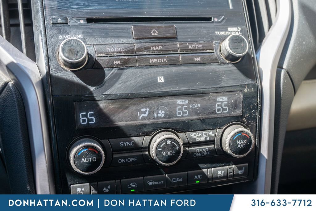 Used 2022 Subaru Ascent Touring AWD/4WD image 12