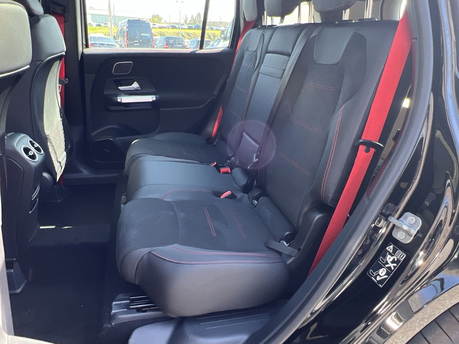 New 2026 Mercedes-Benz GLB 35 AMG 4MATIC image 23