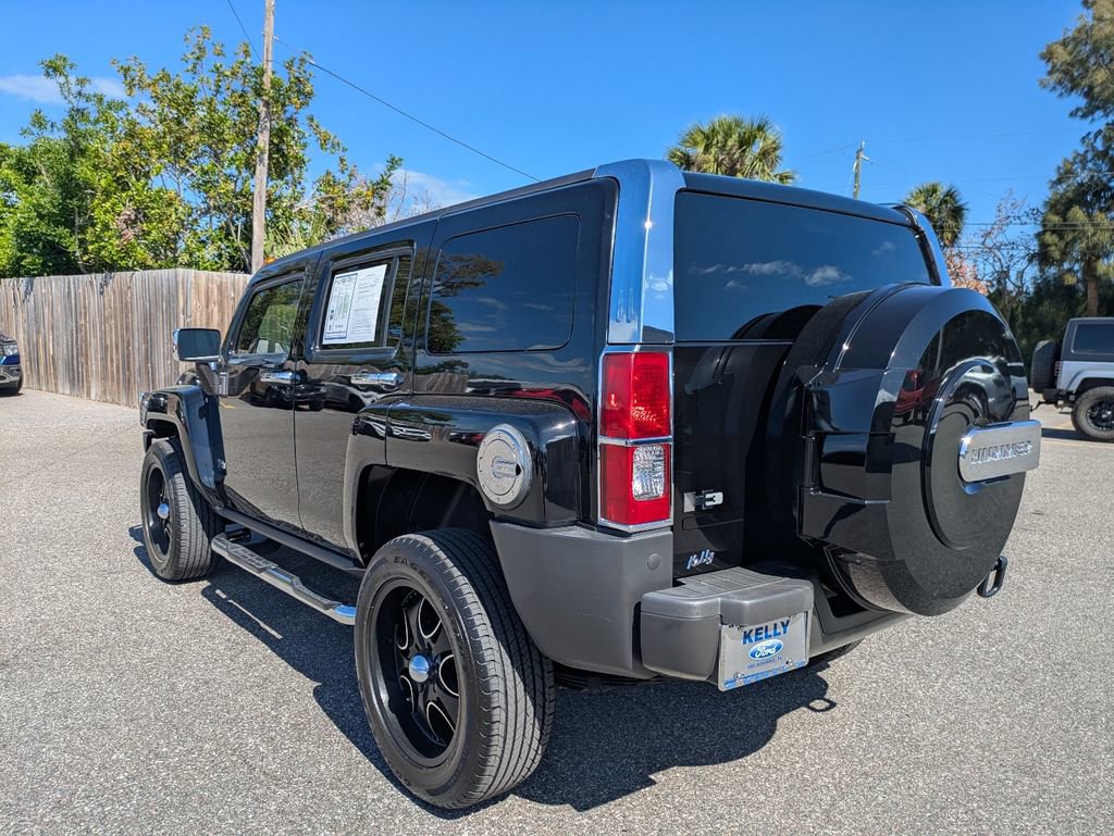 Used 2007 HUMMER H3 Luxury image 8