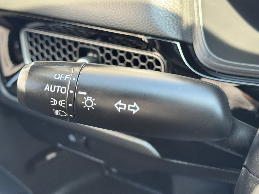 Used 2024 Honda Civic Sport image 17