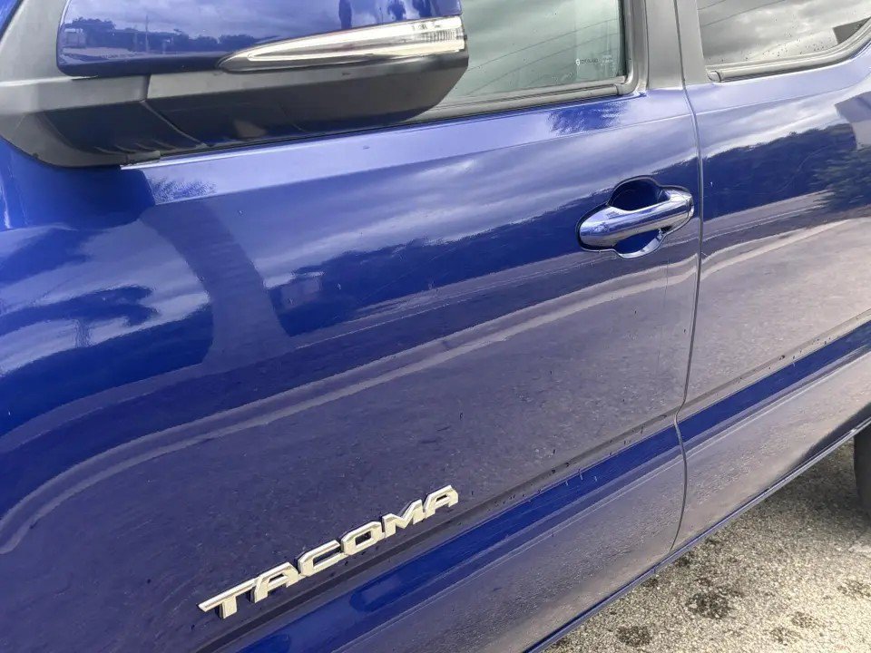 Used 2023 Toyota Tacoma TRD Off-Road w/ TRD Premium Off Road Package AWD/4WD image 11