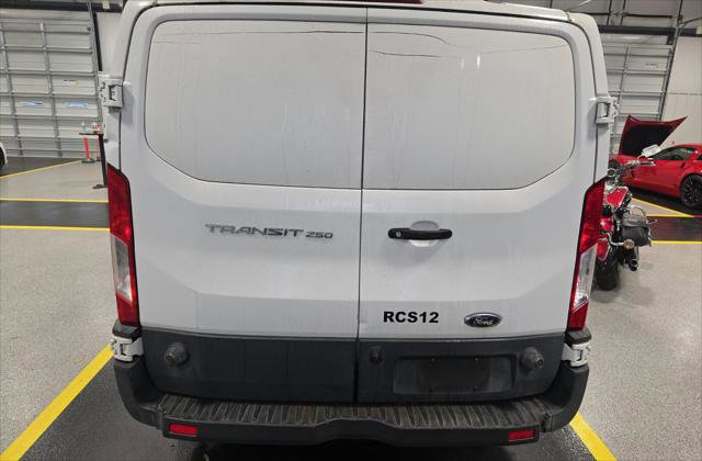 Used 2018 Ford Transit 250 148 Low Roof image 22