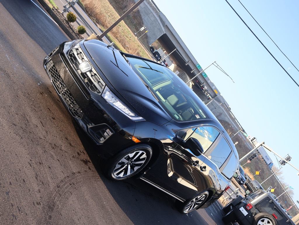 Certified 2026 Honda Odyssey EX-L image 3