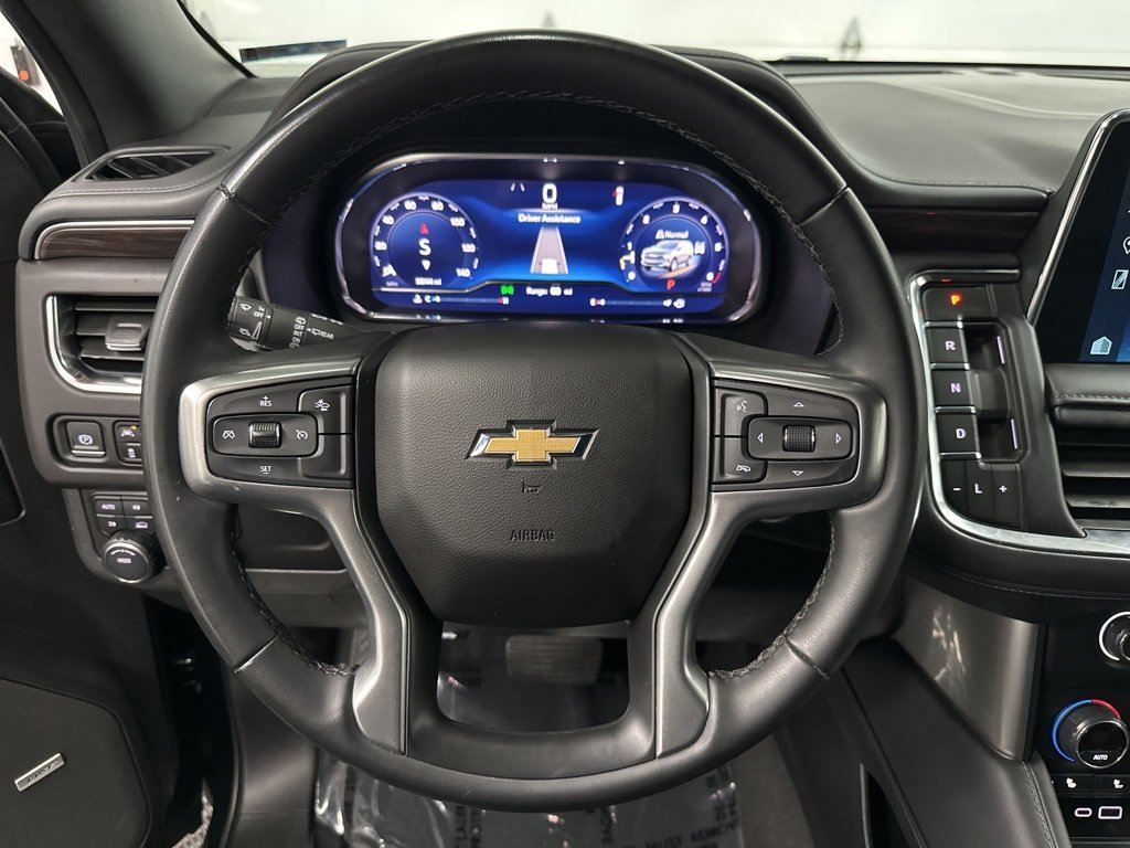 Used 2024 Chevrolet Suburban LT image 15