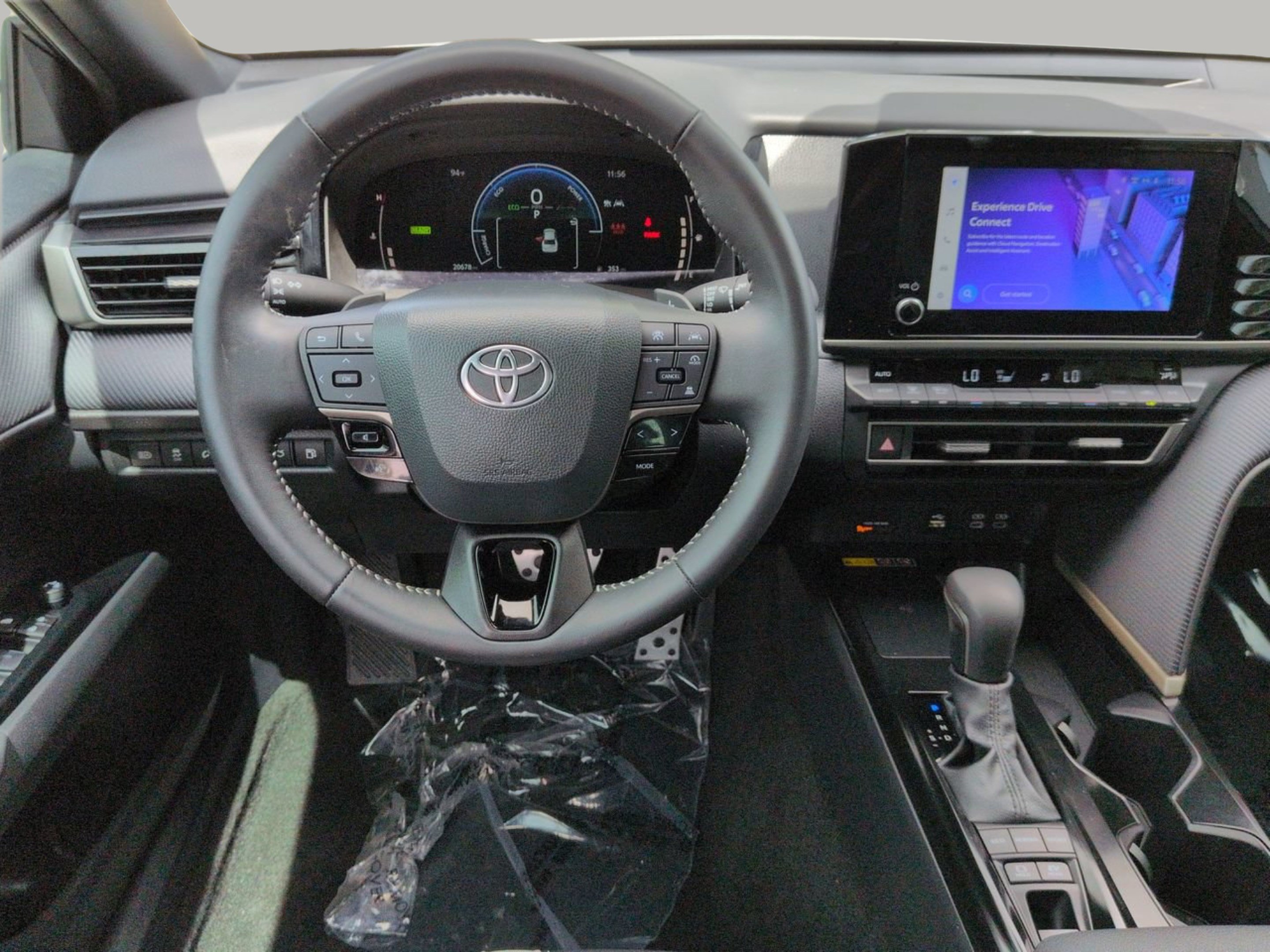 Used 2025 Toyota Camry SE FWD image 19