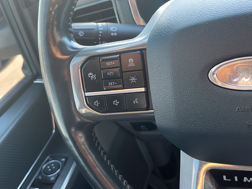 Used 2022 Ford F150 Limited AWD/4WD image 29