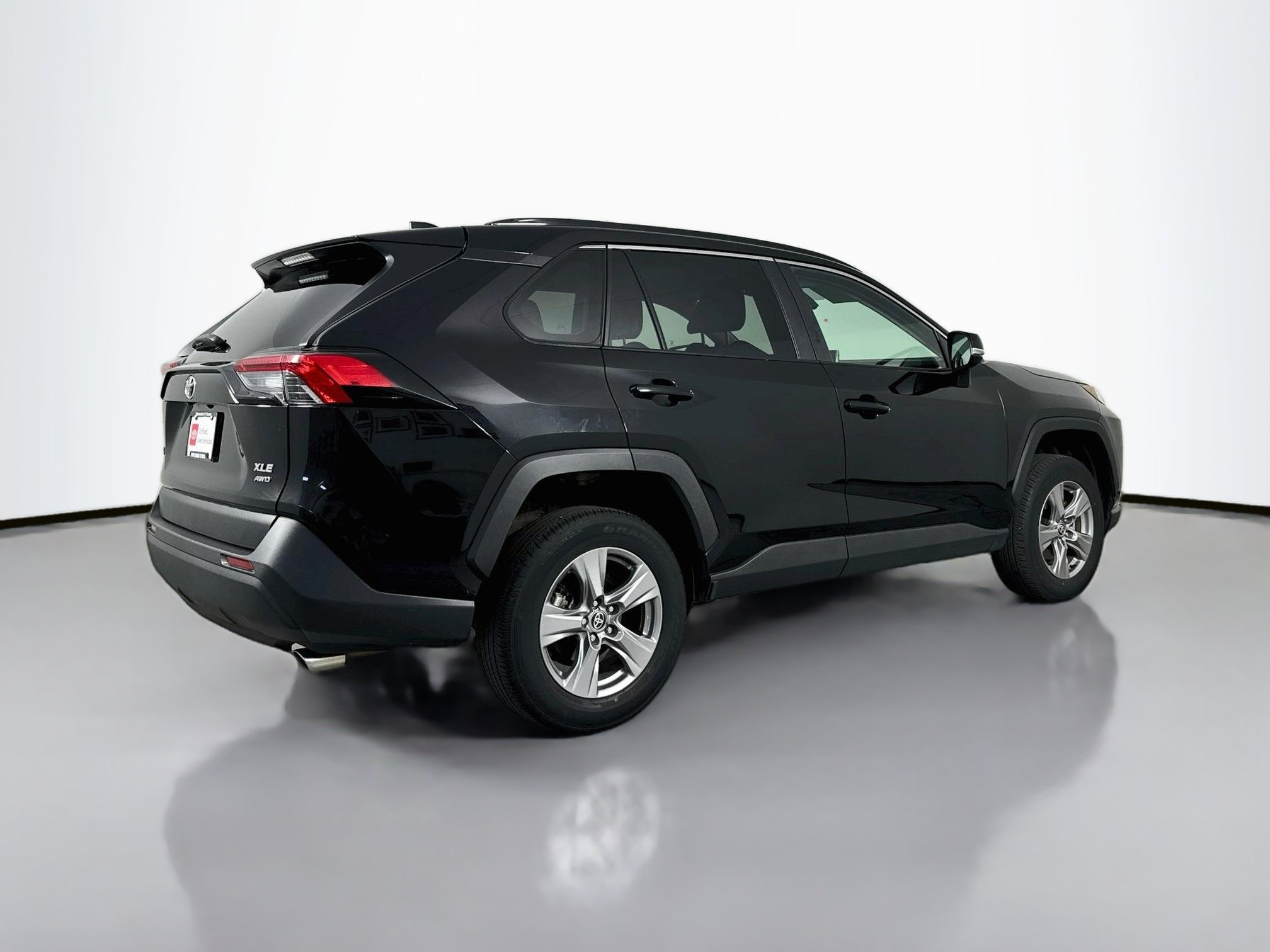 Certified 2025 Toyota RAV4 XLE AWD/4WD image 7