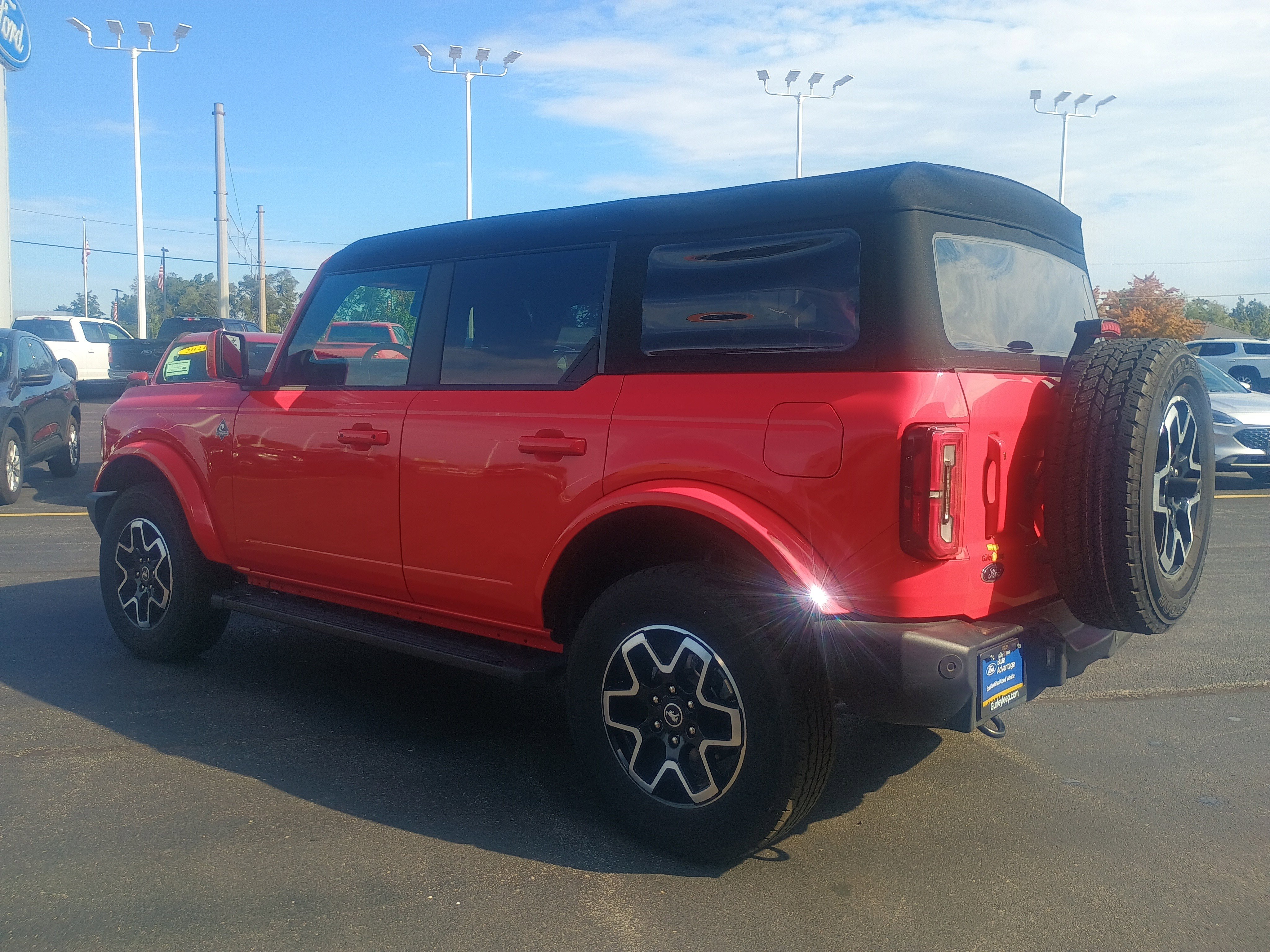 Certified 2023 Ford Bronco Outer Banks image 7