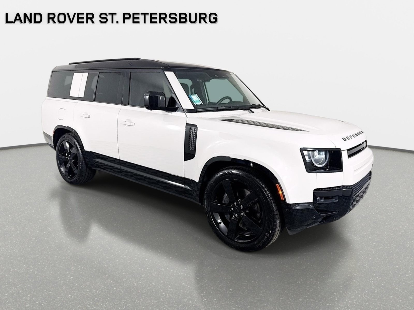 New 2026 Land Rover Defender 130 X-Dynamic SE AWD/4WD image 3