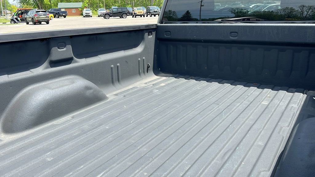 Used 2015 Chevrolet Silverado 3500 W/T AWD/4WD image 30
