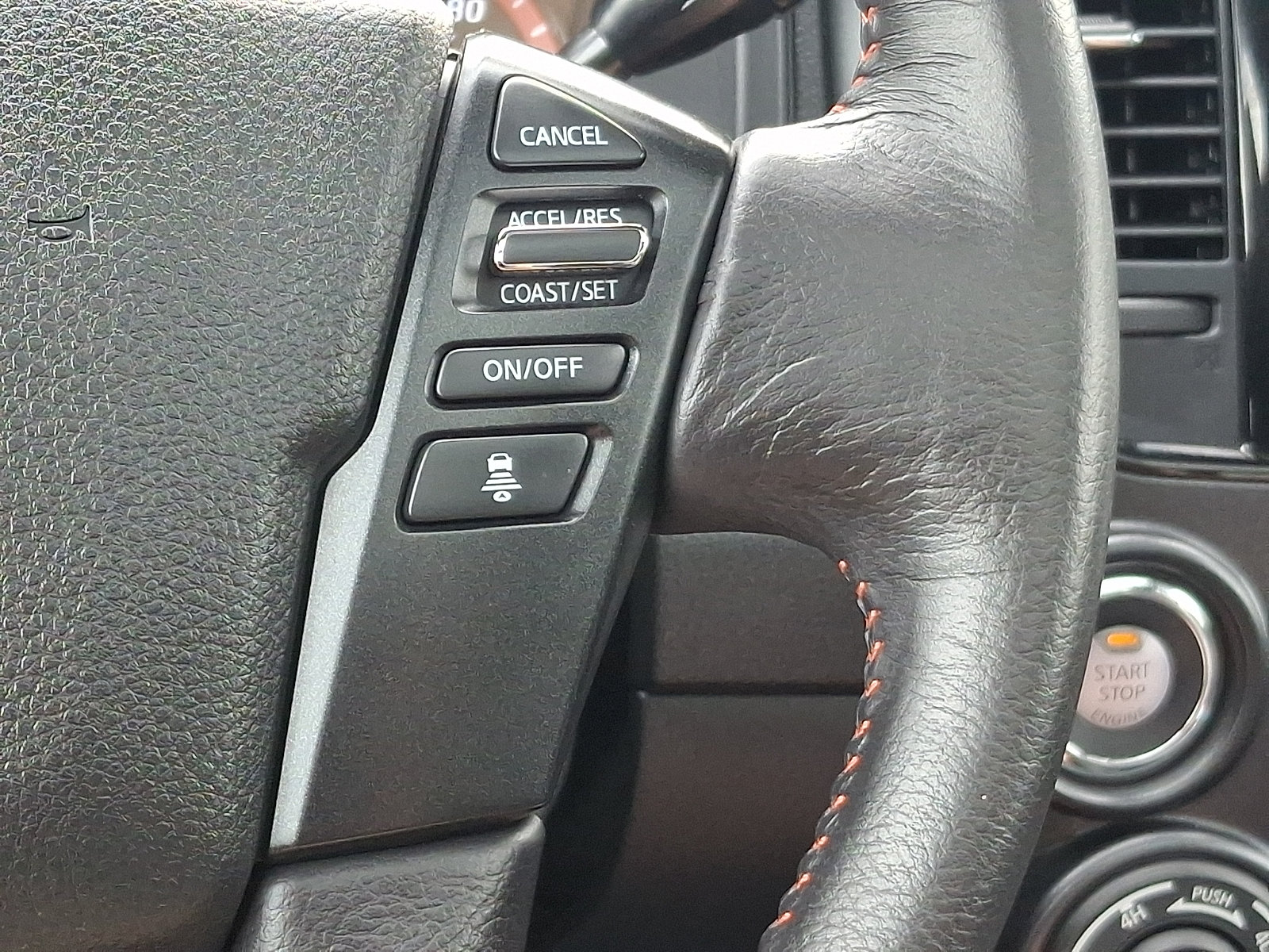 Certified 2024 Nissan Titan PRO-4X w/ Pro-4x Convenience Package AWD/4WD image 23