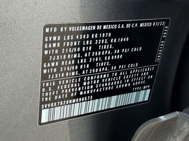 Used 2022 Volkswagen Taos SE FWD image 27