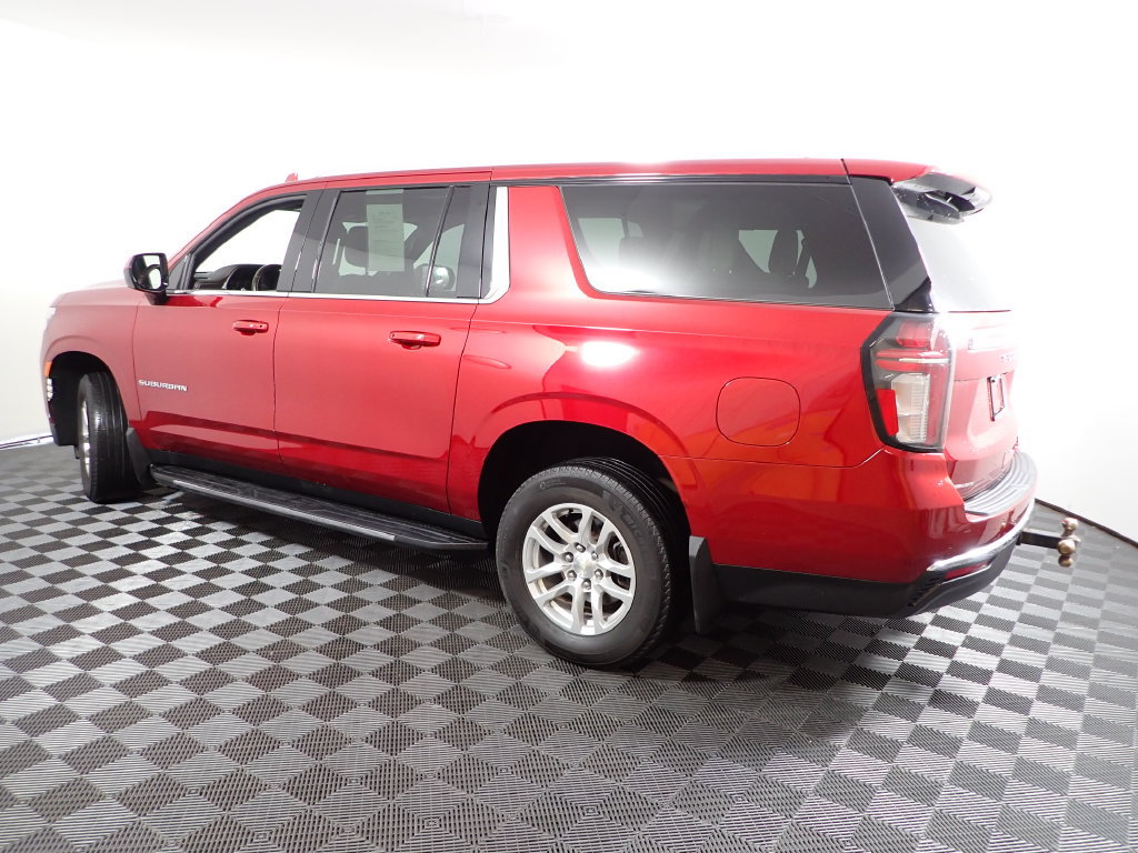 Used 2021 Chevrolet Suburban LT AWD/4WD image 13