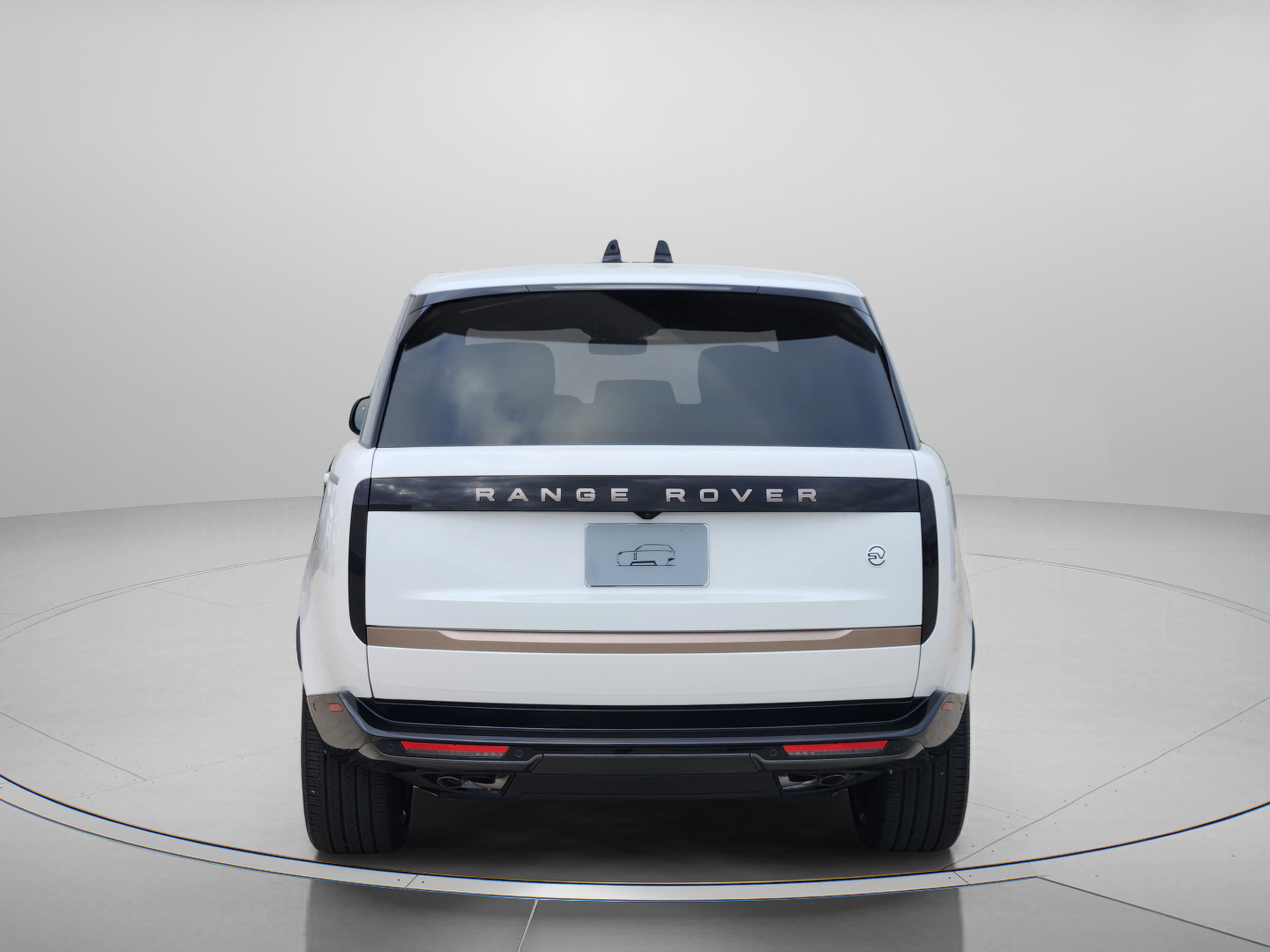 New 2026 Land Rover Range Rover SV AWD/4WD image 4