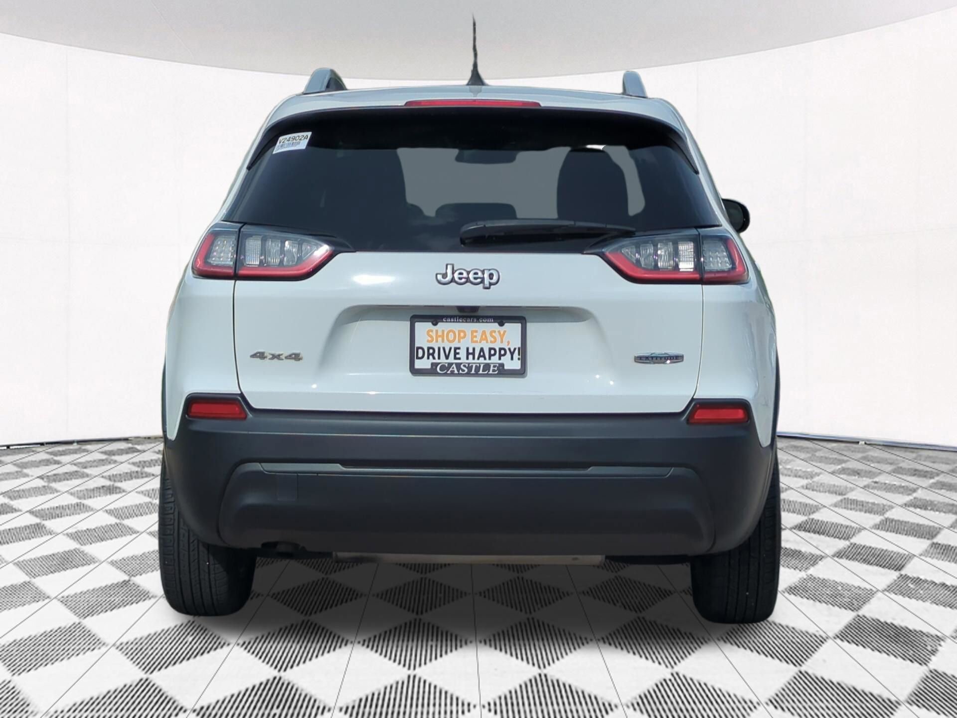 Used 2019 Jeep Cherokee Latitude w/ Cold Weather Group image 7