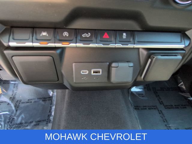 Certified 2022 Chevrolet Silverado 1500 Custom AWD/4WD image 36