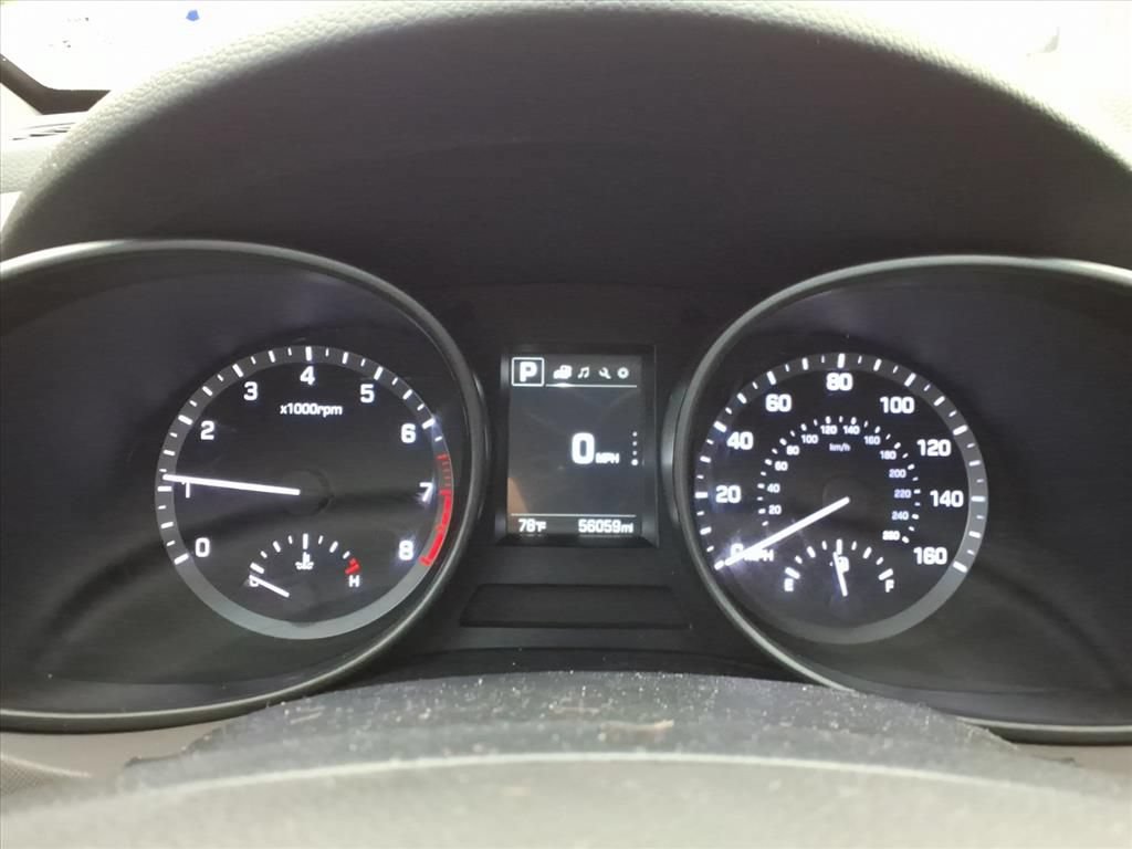 Used 2019 Hyundai Santa Fe XL SE FWD image 14