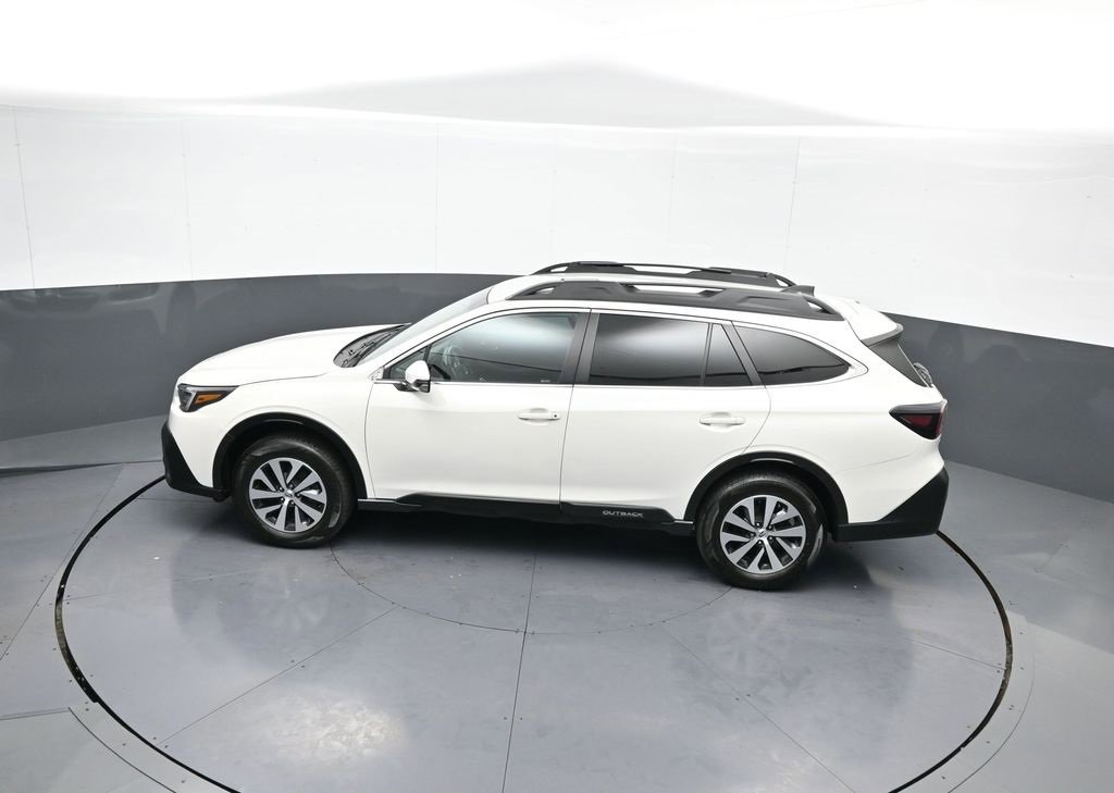 Used 2022 Subaru Outback Premium image 40