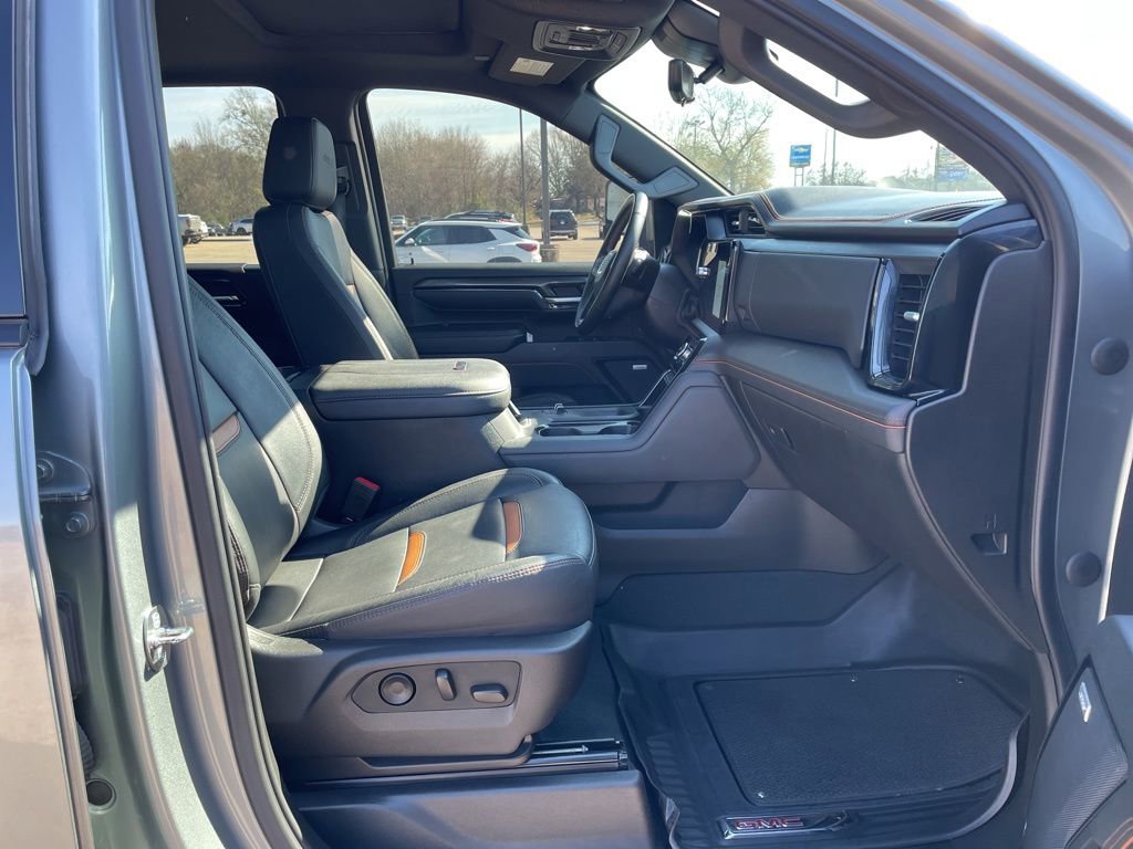 Used 2024 GMC Sierra 2500 AT4 w/ AT4 Premium Plus Package image 31