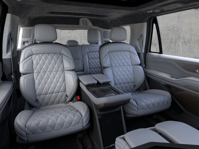New 2026 Lincoln Navigator Black Label AWD/4WD image 11