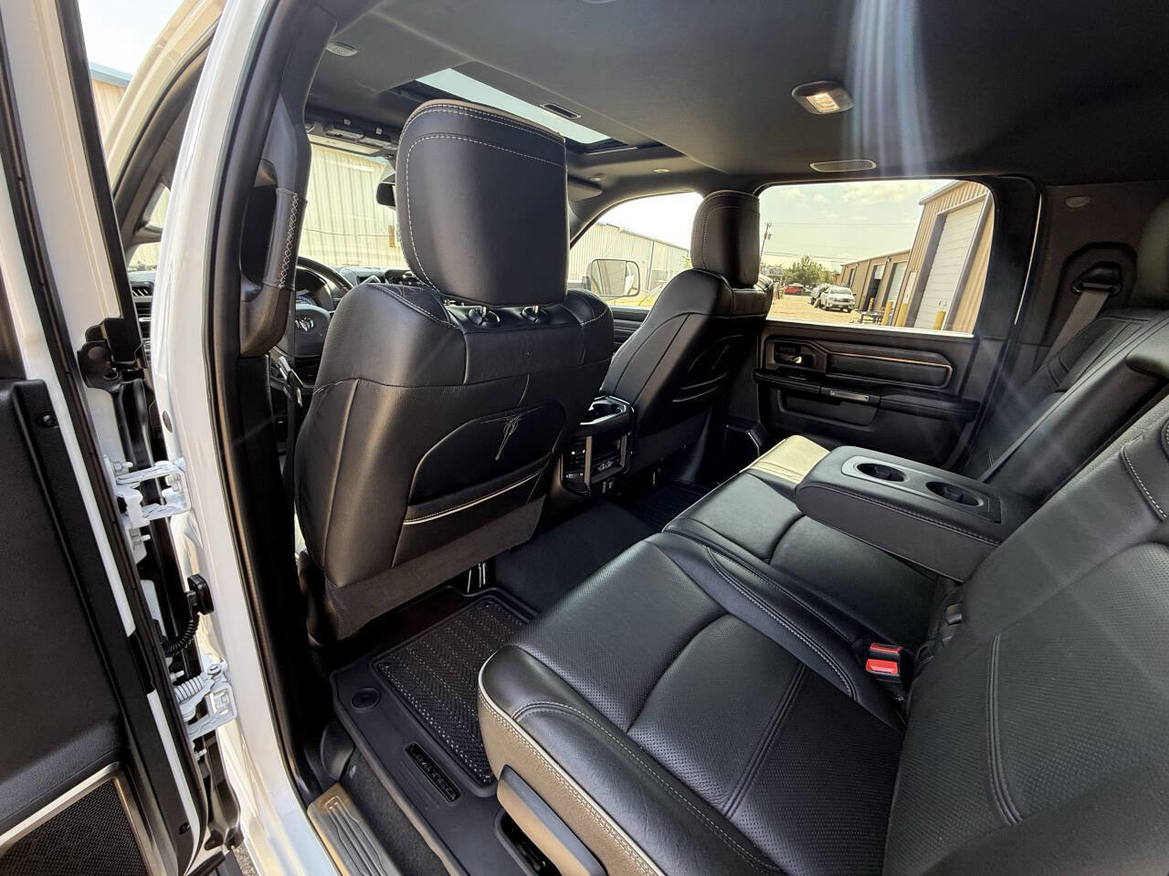 Used 2022 RAM 2500 Limited w/ Night Edition image 23