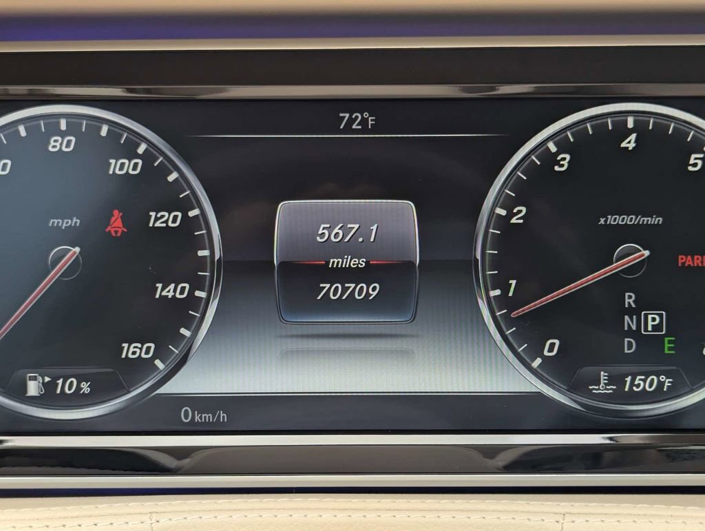 Used 2017 Mercedes-Benz S 550 Sedan image 25