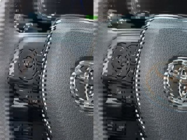 Used 2023 Toyota RAV4 Limited image 15