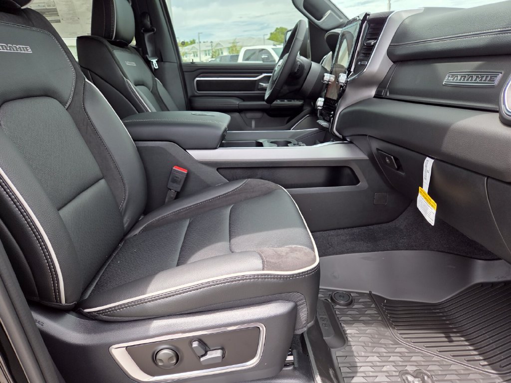 New 2027 RAM 1500 Laramie w/ Night Edition RWD image 15