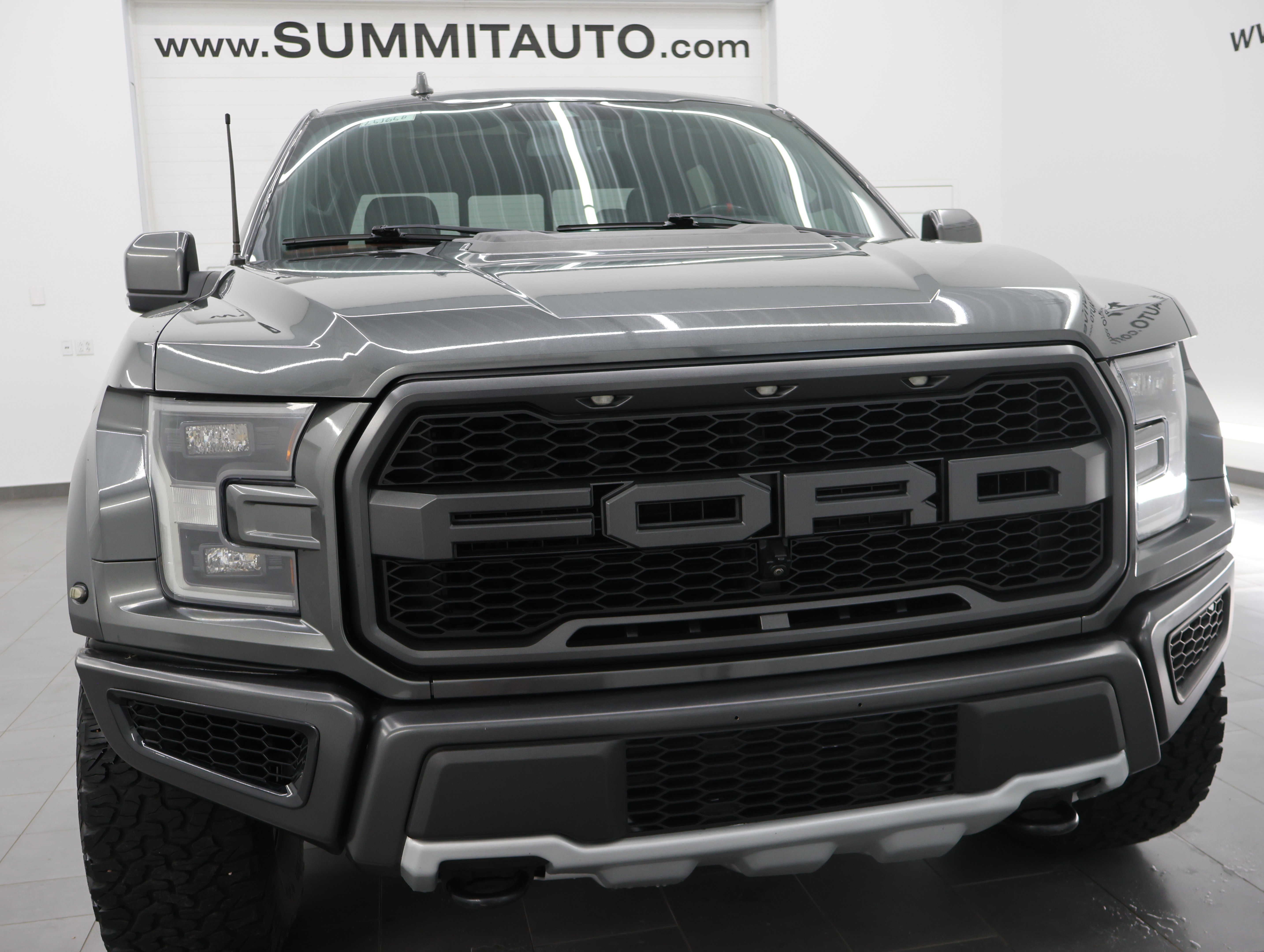 Used 2019 Ford F150 Raptor w/ Equipment Group 802A Luxury AWD/4WD image 23