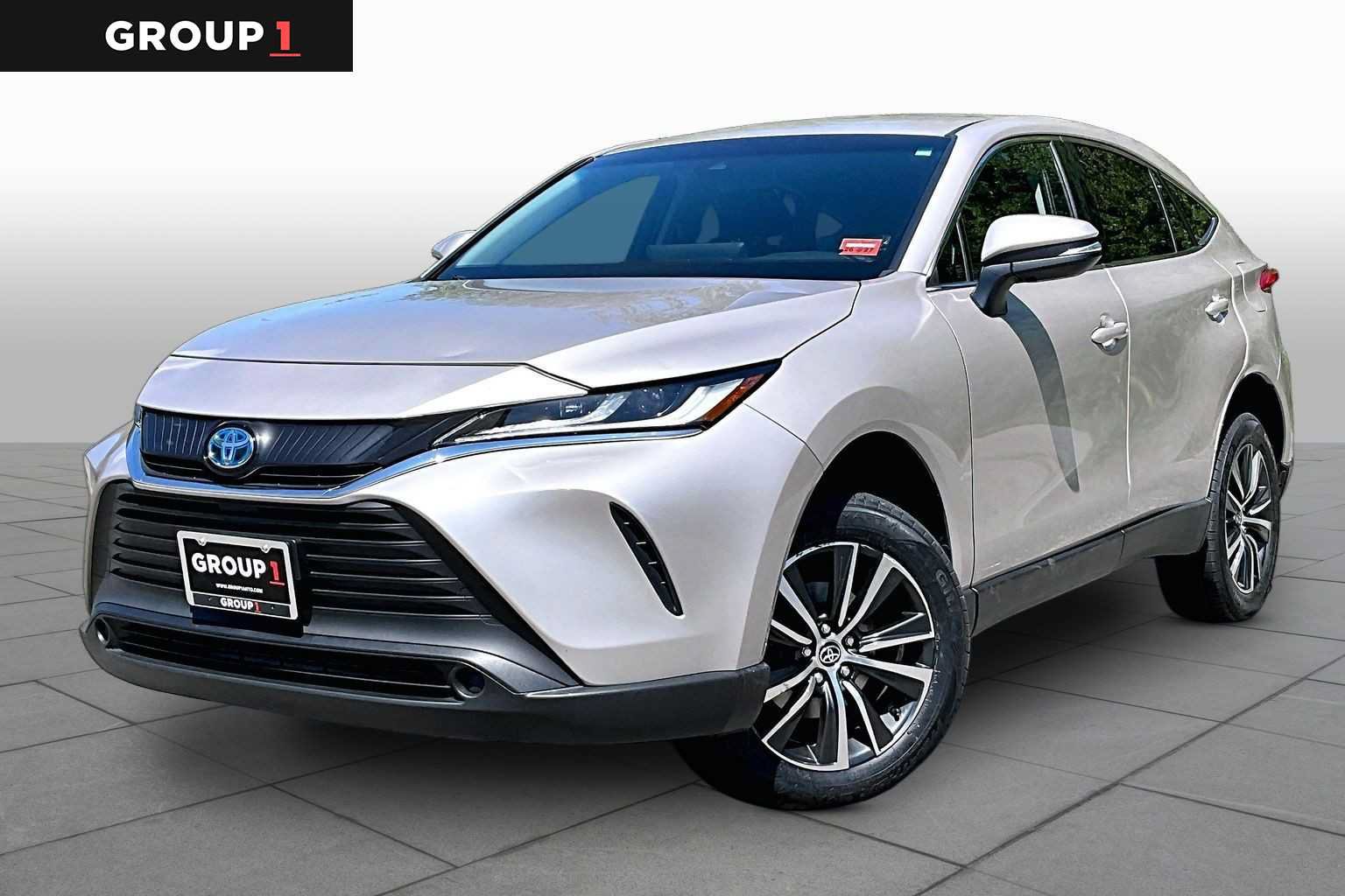 Used 2023 Toyota Venza LE AWD/4WD image 1