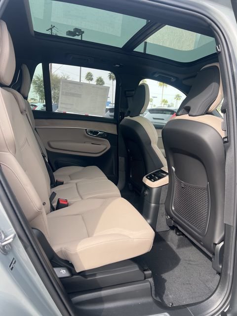 New 2026 Volvo XC90 T8 Plus w/ Protection Package Premier AWD/4WD image 31