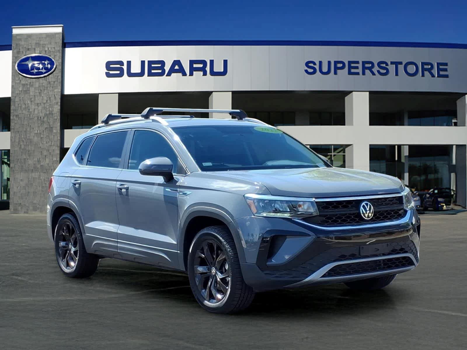 Used 2022 Volkswagen Taos SE AWD/4WD image 1