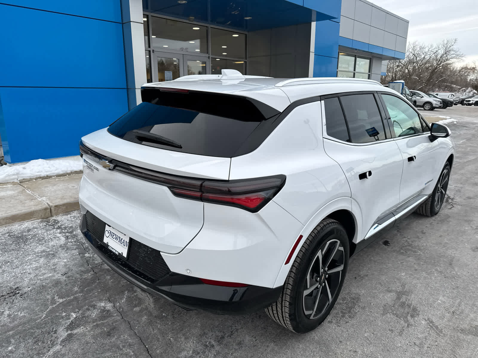 Used 2025 Chevrolet Equinox EV LT image 7