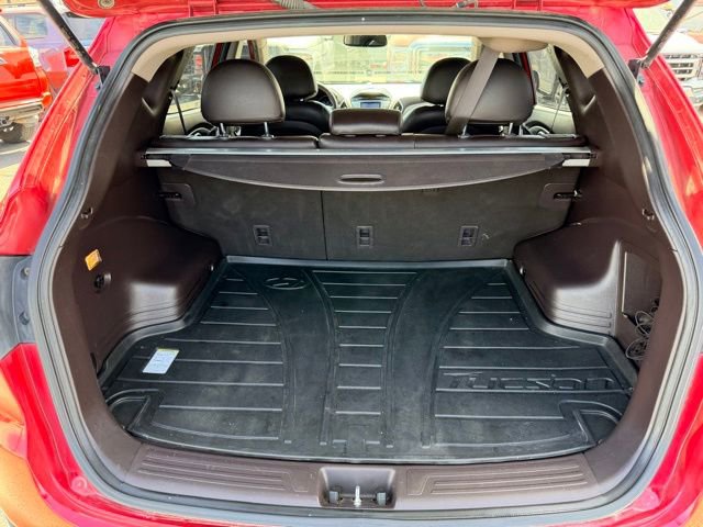 Used 2011 Hyundai Tucson Limited image 29