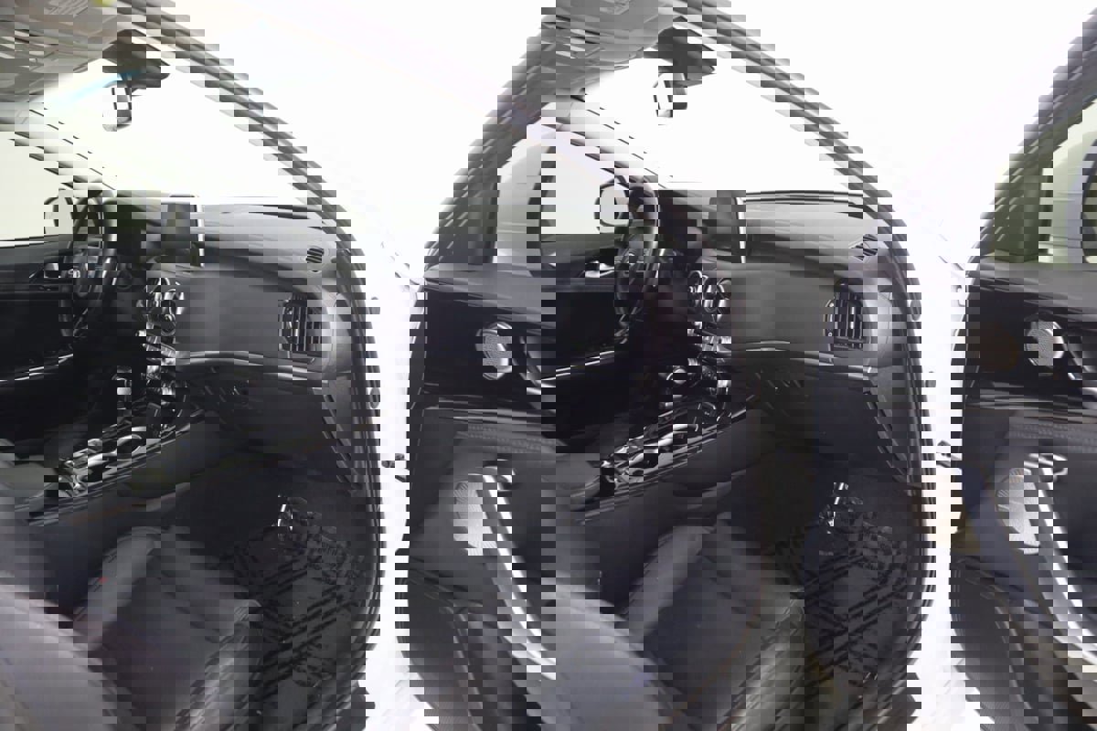 Used 2018 Kia Stinger Premium image 46